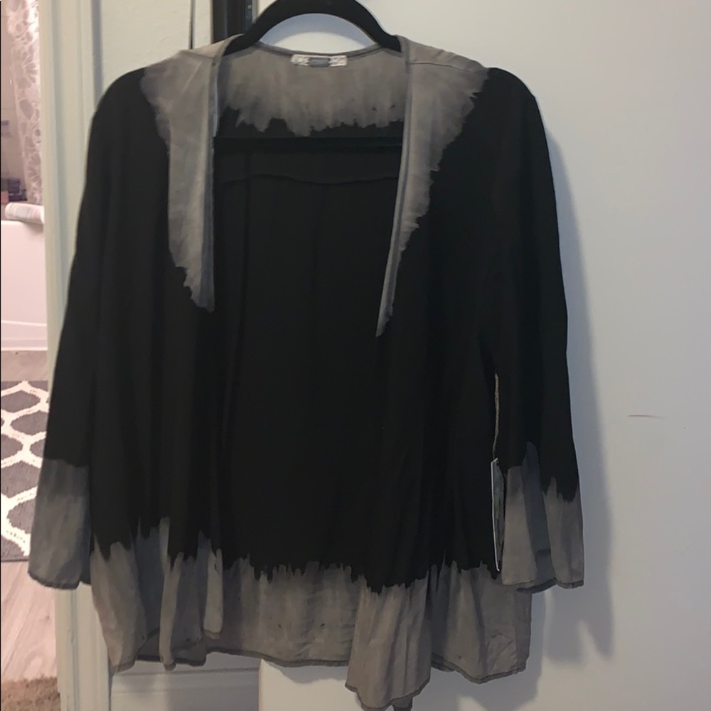Gimmicks by BKE layering piece